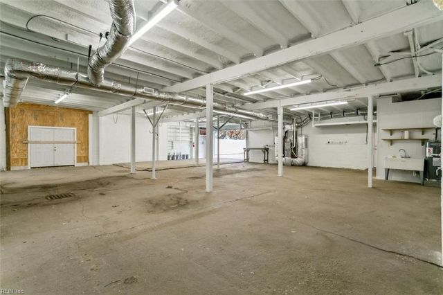 10410 Warwick BLVD, Newport News, VA 23601