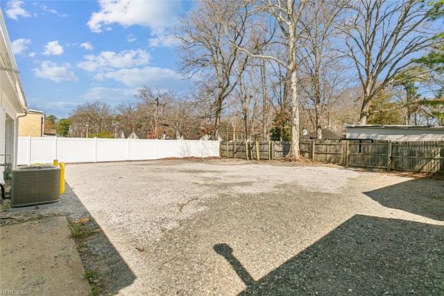 10410 Warwick BLVD, Newport News, VA 23601