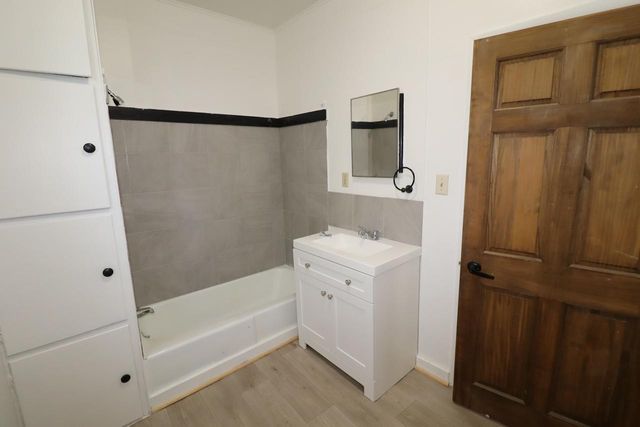 417 7th Ave E, Ashland, WI 54806