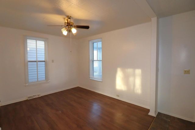 417 7th Ave E, Ashland, WI 54806