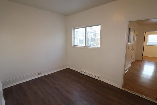 417 7th Ave E, Ashland, WI 54806