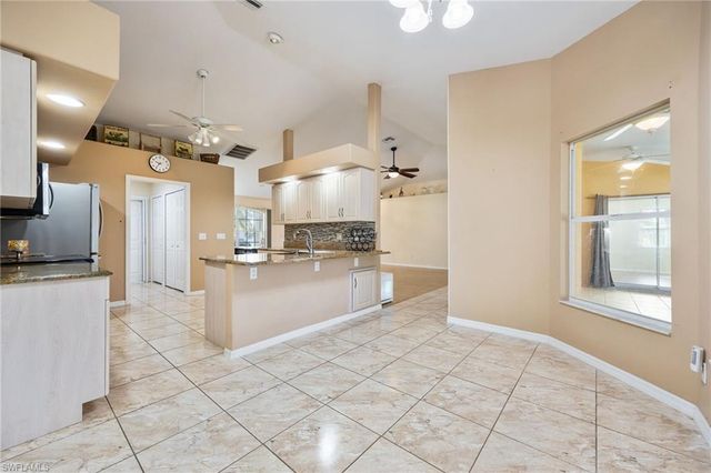1132 SE 32nd TER, Cape Coral, FL 33904