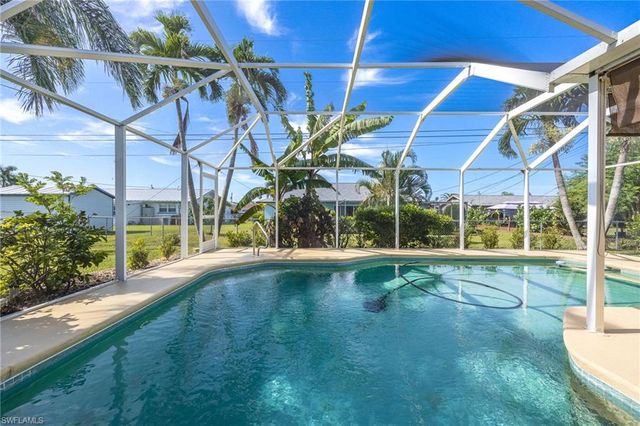 1132 SE 32nd TER, Cape Coral, FL 33904