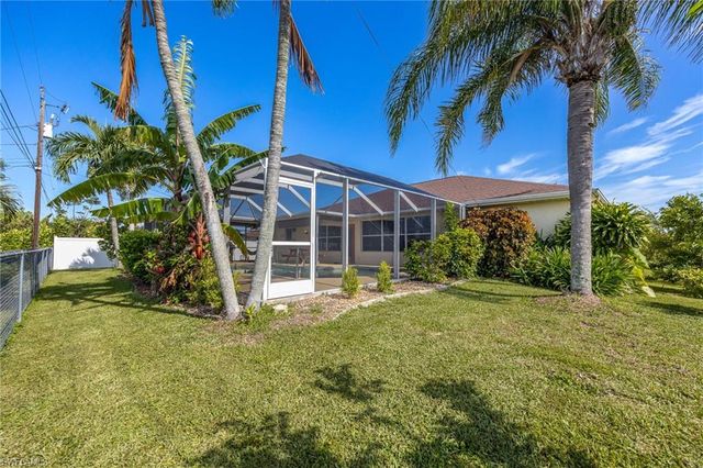 1132 SE 32nd TER, Cape Coral, FL 33904