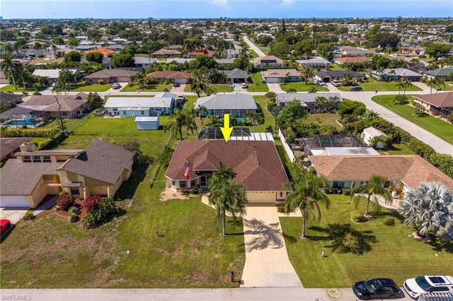 1132 SE 32nd TER, Cape Coral, FL 33904