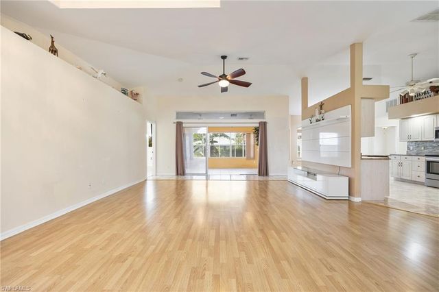1132 SE 32nd TER, Cape Coral, FL 33904
