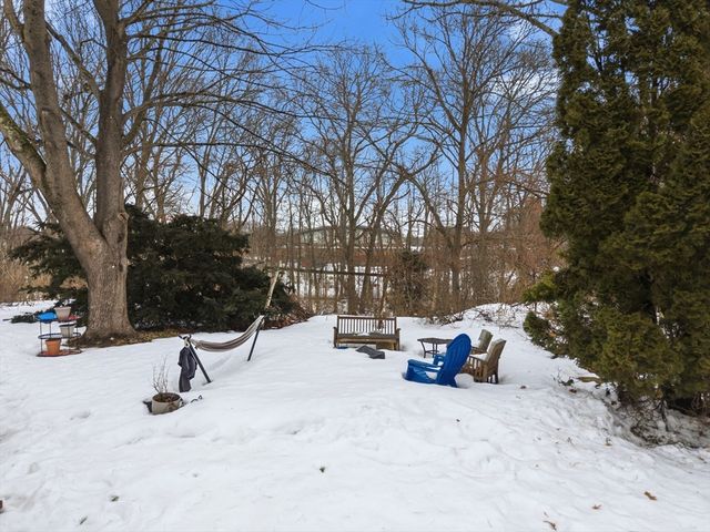 30 Nashua St, New Bedford, MA 02740