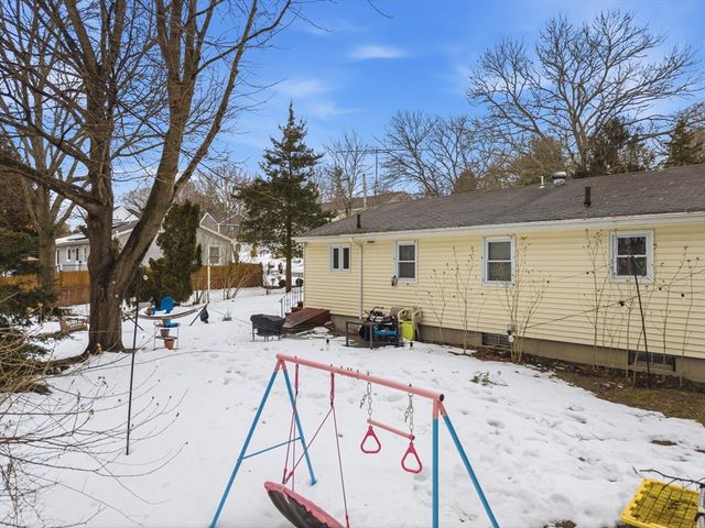 30 Nashua St, New Bedford, MA 02740