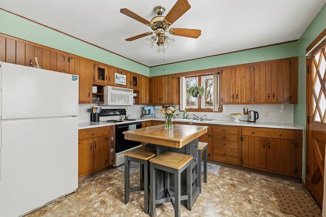 30 Nashua St, New Bedford, MA 02740