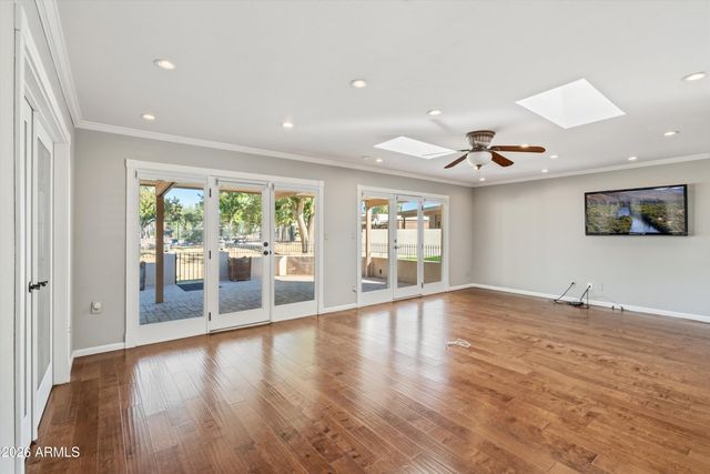 210 W CANTERBURY Lane, Phoenix, AZ 85023