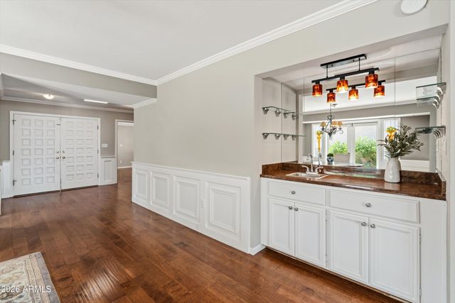 210 W CANTERBURY Lane, Phoenix, AZ 85023