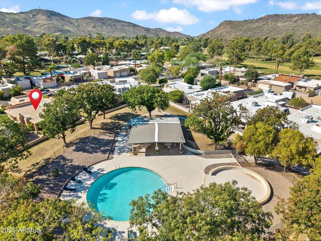 210 W CANTERBURY Lane, Phoenix, AZ 85023
