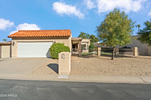 210 W CANTERBURY Lane, Phoenix, AZ 85023