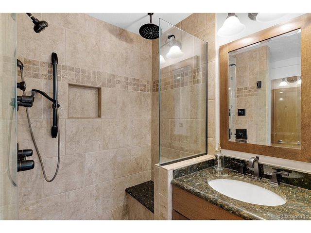 5421 S Vivian St, Littleton, CO 80127