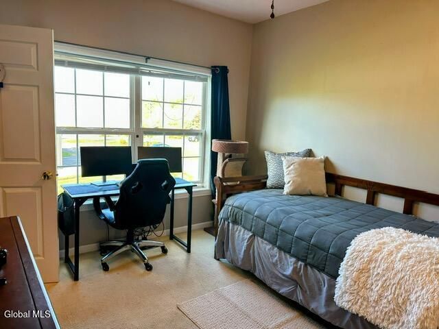 605 Worthington Terrace, North Greenbush, NY 12198