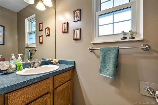 741 Inverness Drive, Oxford Twp, MI 48371