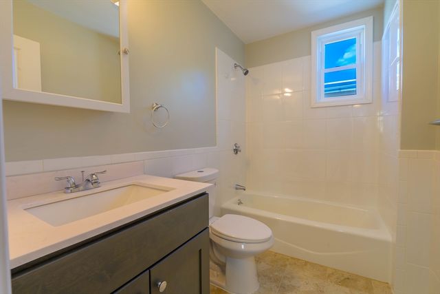 28-30 Chestnut 3, Boston, MA 02130