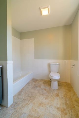 28-30 Chestnut 3, Boston, MA 02130