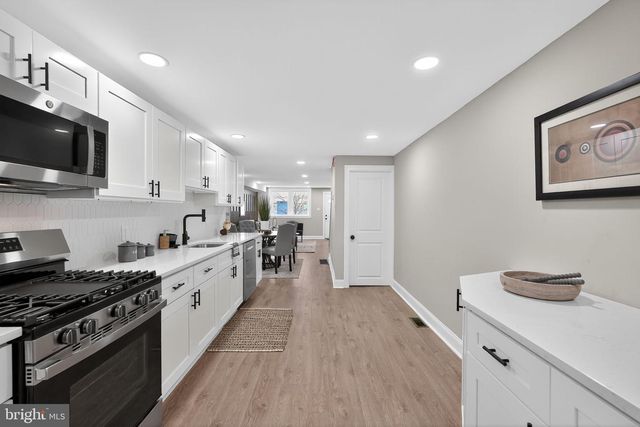 1832 S 9TH ST, Philadelphia, PA 19148