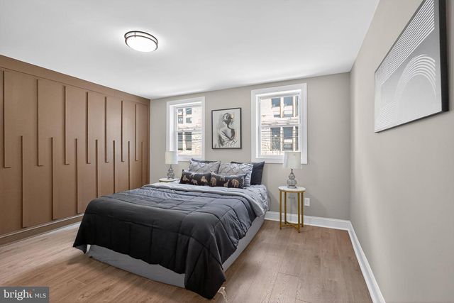 1832 S 9TH ST, Philadelphia, PA 19148