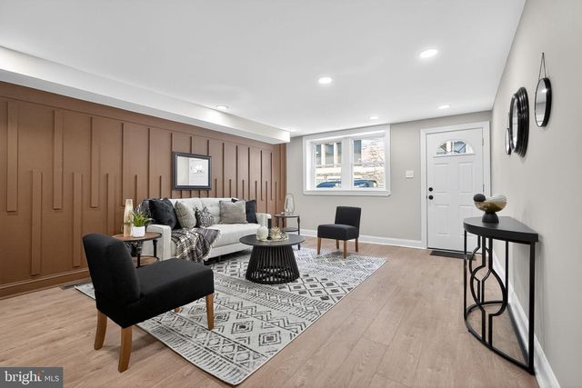 1832 S 9TH ST, Philadelphia, PA 19148