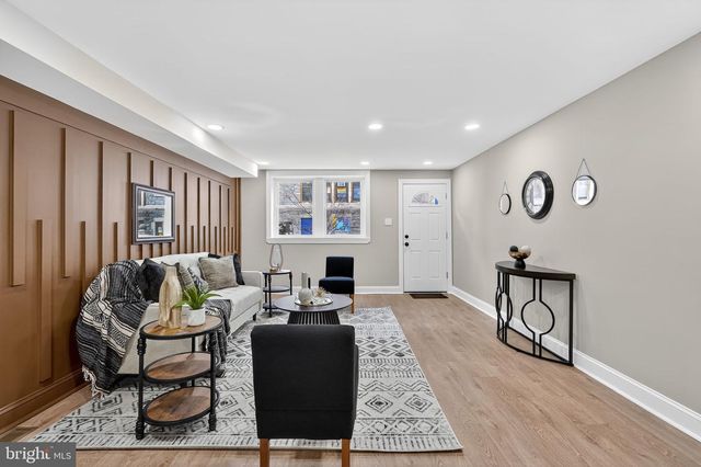 1832 S 9TH ST, Philadelphia, PA 19148