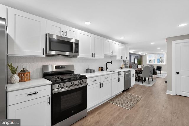 1832 S 9TH ST, Philadelphia, PA 19148