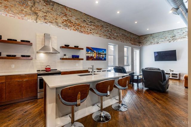 808 Elm Street, Cincinnati, OH 45202