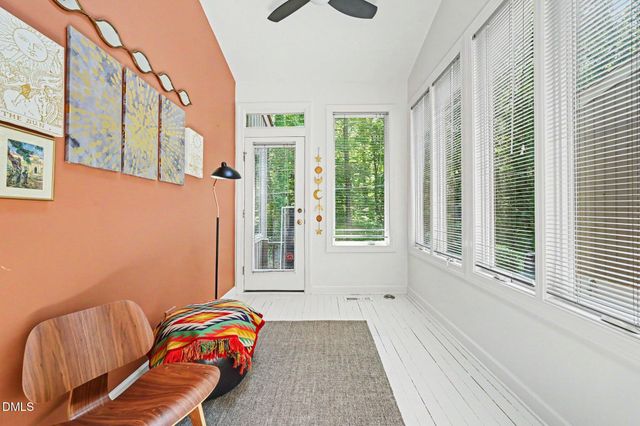 9 Tottenham Lane, Chapel Hill, NC 27517