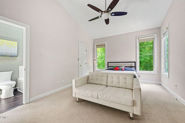 9 Tottenham Lane, Chapel Hill, NC 27517