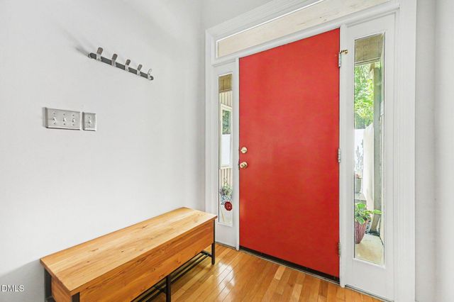 9 Tottenham Lane, Chapel Hill, NC 27517