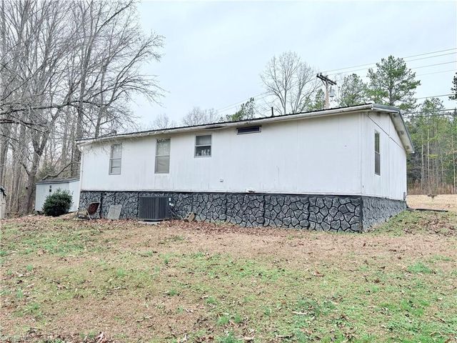 415 Hughes Grove Church Road, Thomasville, NC 27360