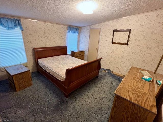 415 Hughes Grove Church Road, Thomasville, NC 27360