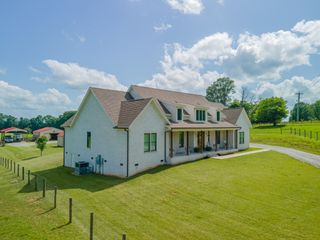 5247 Flat Creek Rd, Spring Hill, TN 37174