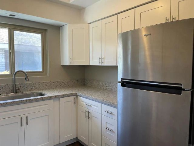 3660 Vista Campana North 16, Oceanside, CA 92057