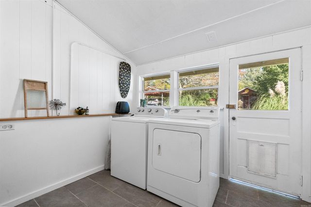 104 Court Square Road, El Paso, AR 72045