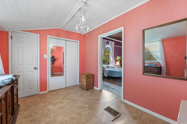 104 Court Square Road, El Paso, AR 72045