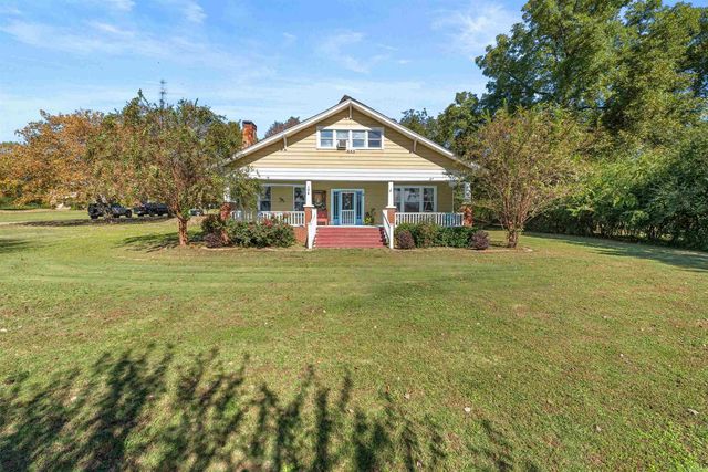 104 Court Square Road, El Paso, AR 72045