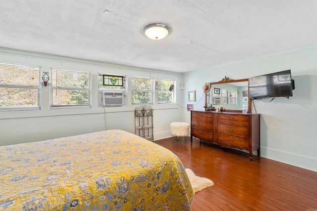 104 Court Square Road, El Paso, AR 72045