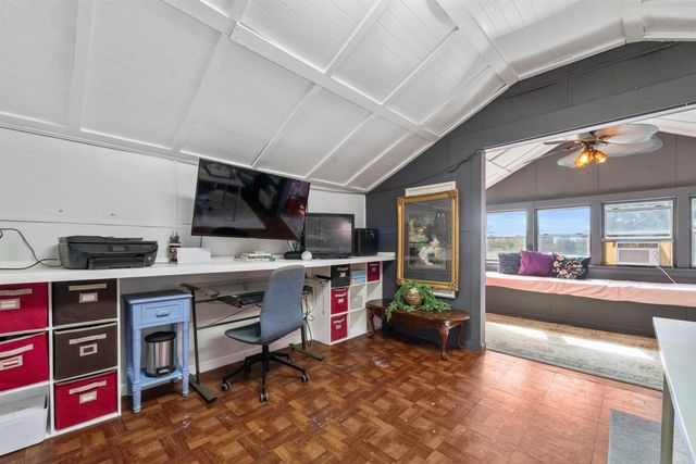 104 Court Square Road, El Paso, AR 72045