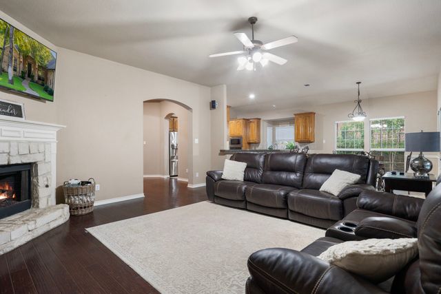 3711 Windsor Parkway, Corinth, TX 76210