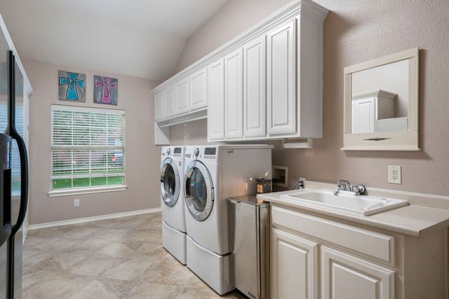 3711 Windsor Parkway, Corinth, TX 76210