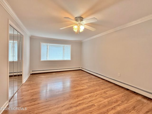 27 3rd Avenue, Toms River, NJ 08757