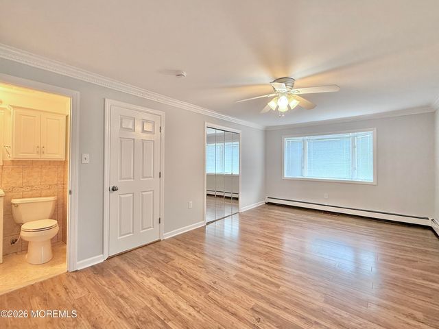 27 3rd Avenue, Toms River, NJ 08757