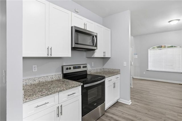 820 Magna Carta Drive NW, Atlanta, GA 30318