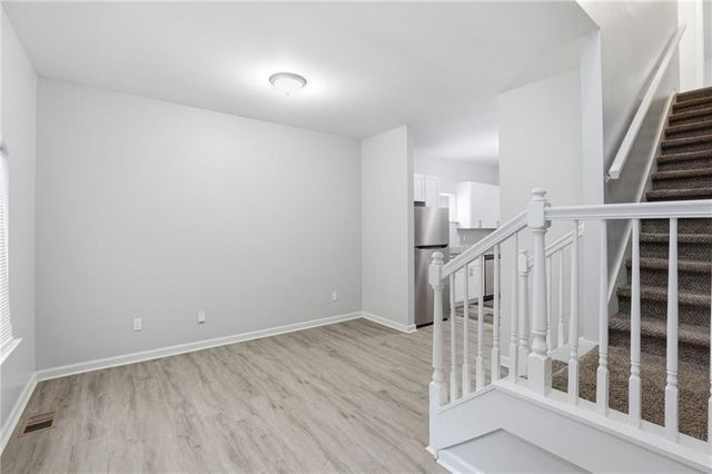 820 Magna Carta Drive NW, Atlanta, GA 30318