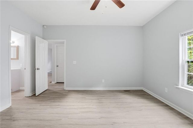 820 Magna Carta Drive NW, Atlanta, GA 30318