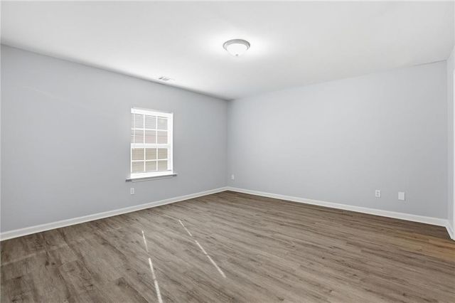 820 Magna Carta Drive NW, Atlanta, GA 30318