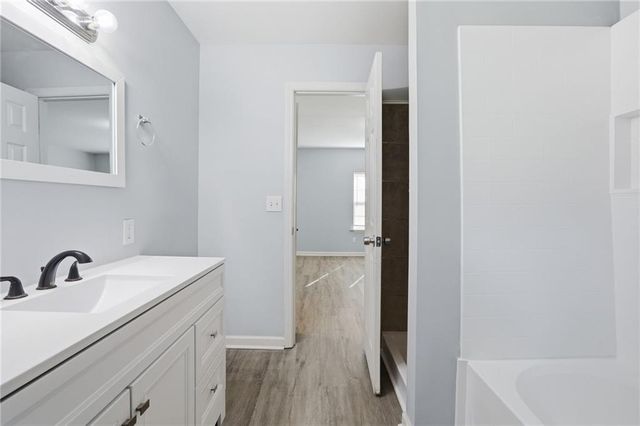 820 Magna Carta Drive NW, Atlanta, GA 30318