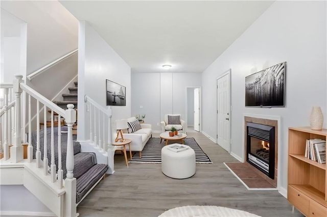 820 Magna Carta Drive NW, Atlanta, GA 30318